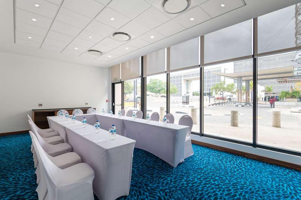 Hilton Garden Inn 温特和克 设施 照片